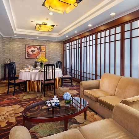 Kunming Jinjiang Hotel Exterior photo