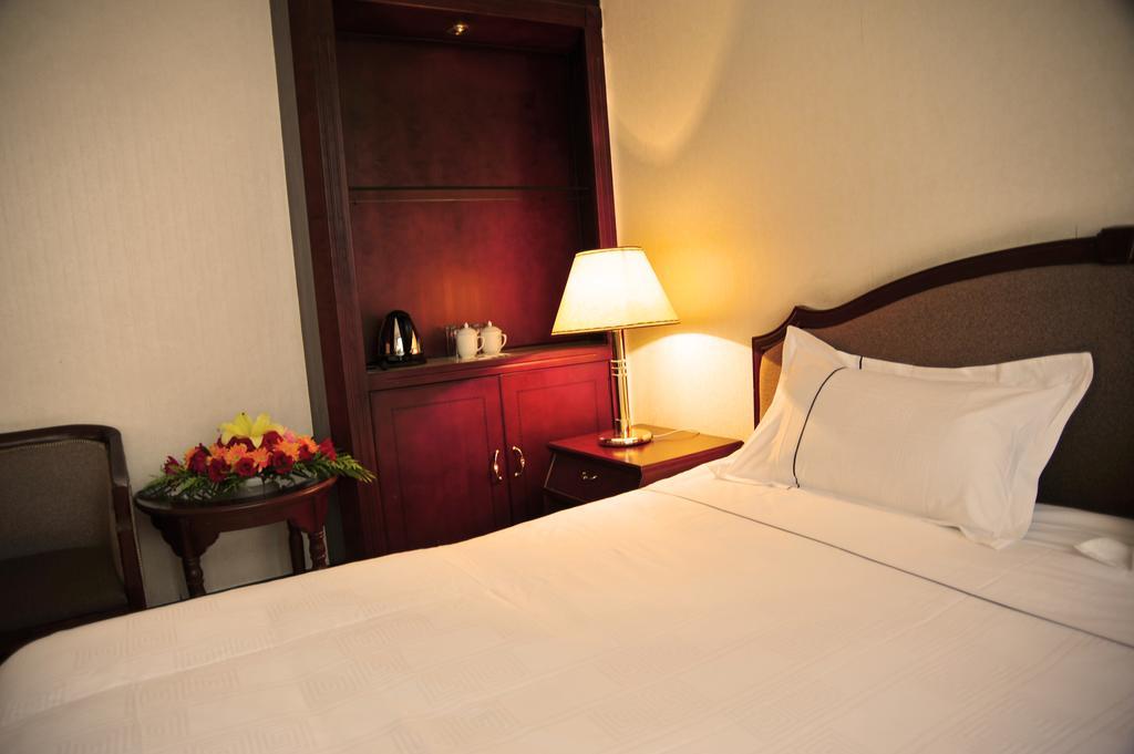 Kunming Jinjiang Hotel Exterior photo