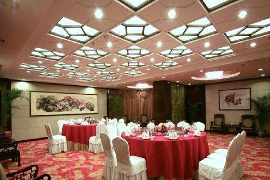 Kunming Jinjiang Hotel Exterior photo