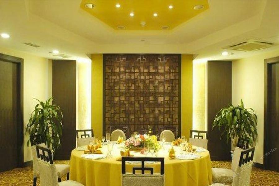 Kunming Jinjiang Hotel Exterior photo